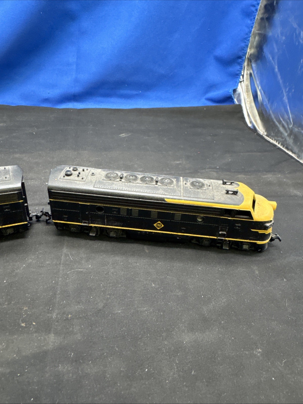 Athearn Erie A&B Powered Diesel Units Ho Scale