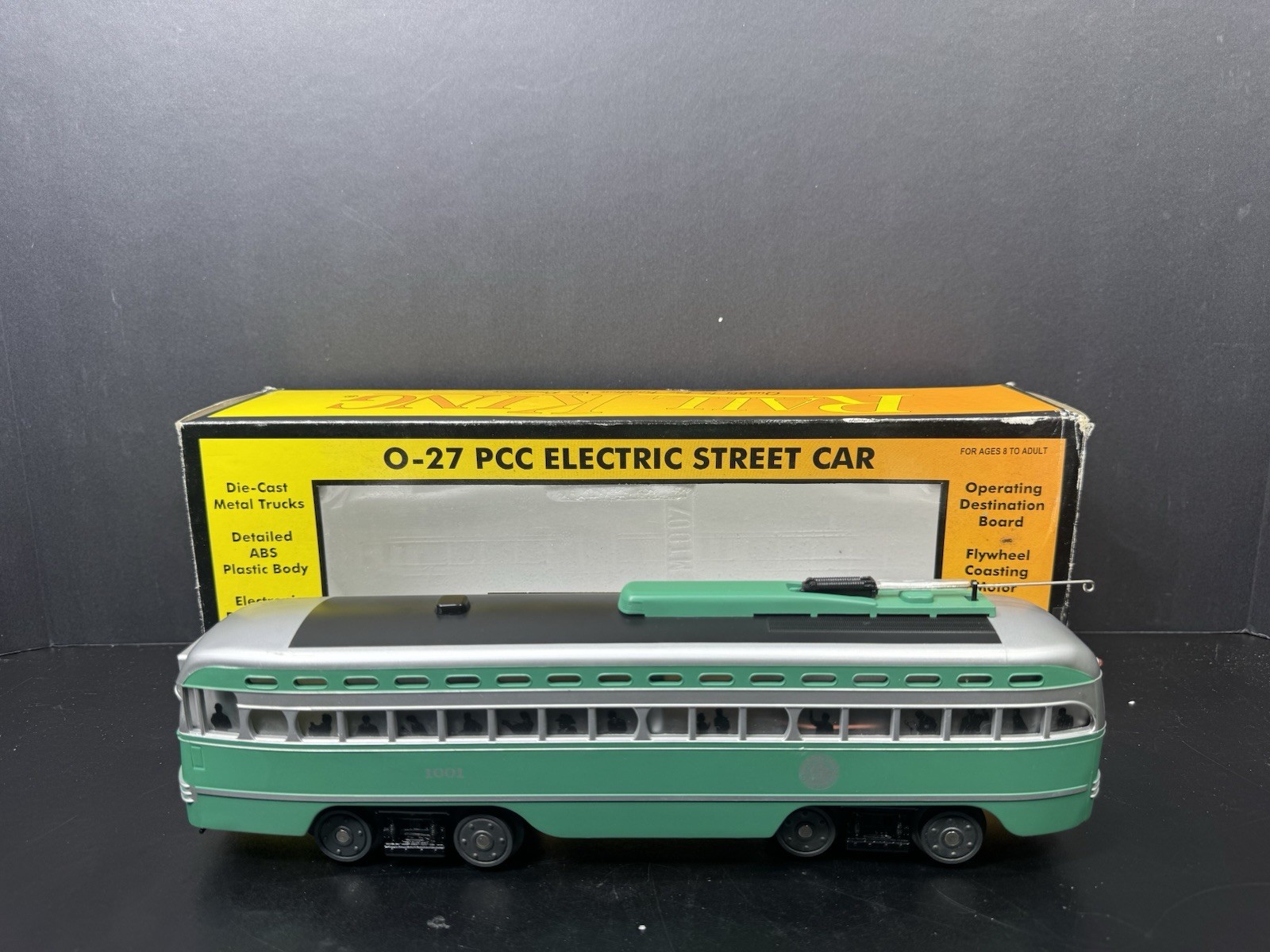 MTH RailKing 30-2544-1 Brooklyn PCC electric street car #1001 *for parts*