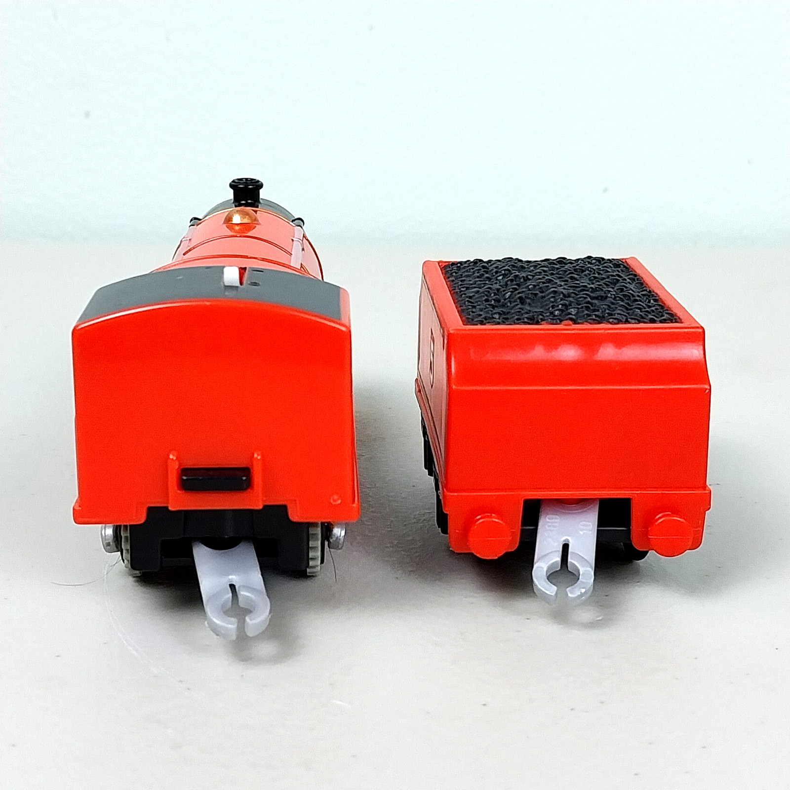 James Motorized Train with Cargo Car 2013 Mattel – Thomas & Friends Trackmaster