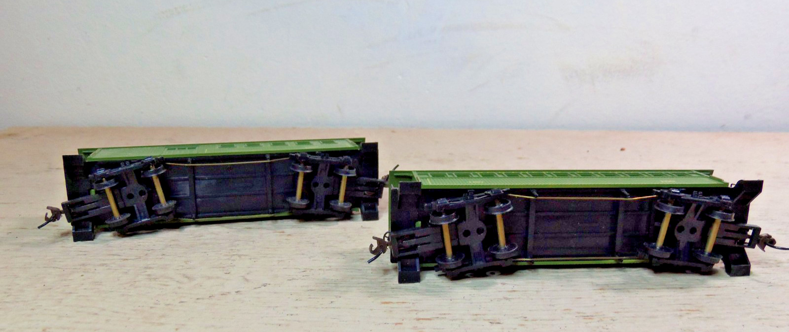 HO Scale Mehano Santa FE 2-6-0 Steam Loco Tested, Passenger Cars, Caboose