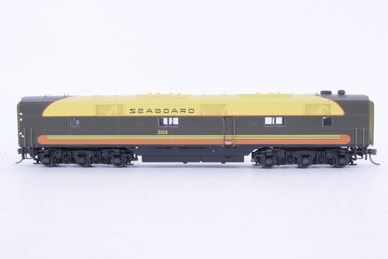 Life Like Proto 2000 HO Scale Seaboard #3105 E7B Non-Powered Locomotive
