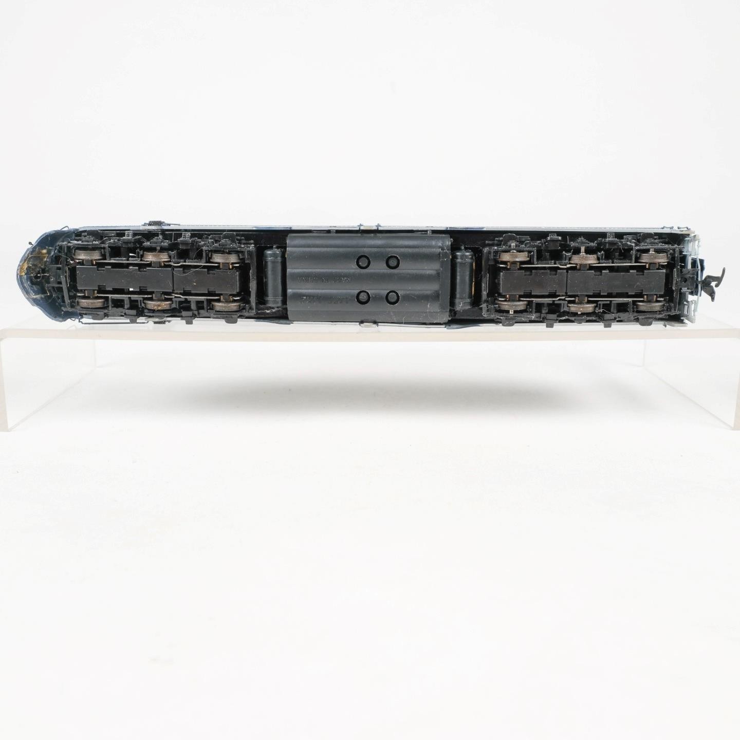 Proto 2000 HO Scale Wabash #1003 E8/E9 Diesel Locomotive DC Powered