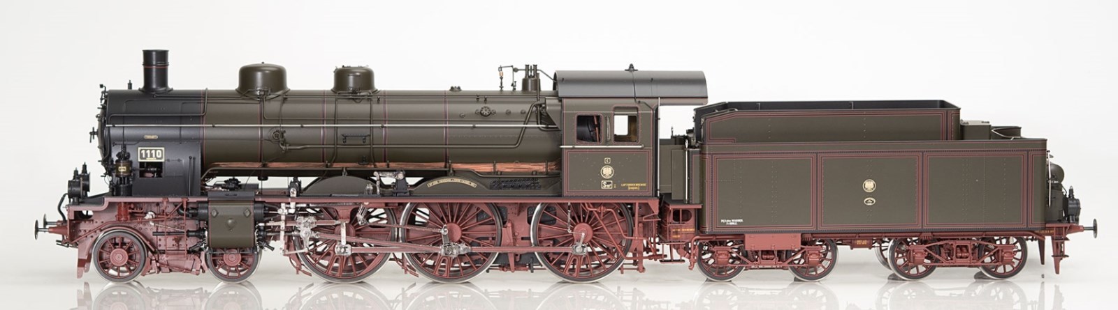 Wonder Gauge 1 Steam Locomotive 17.10 Prussian 10.1 Various Variants for KM1