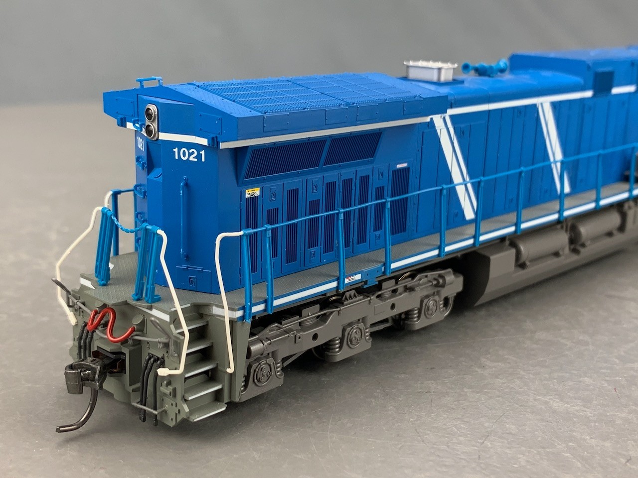 HO Kato 37-6432 AC4400CW Locomotive CEFX Leasing DCC/non-SND HO8154