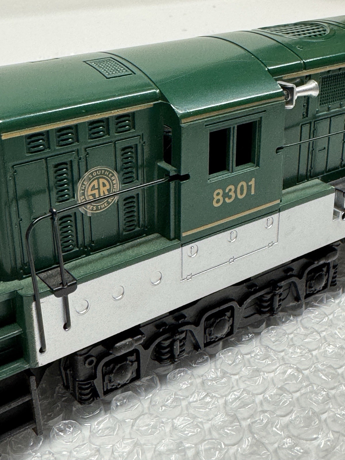 Lionel Train Deisel Engine 6-18301 Southern Fairbanks Morse