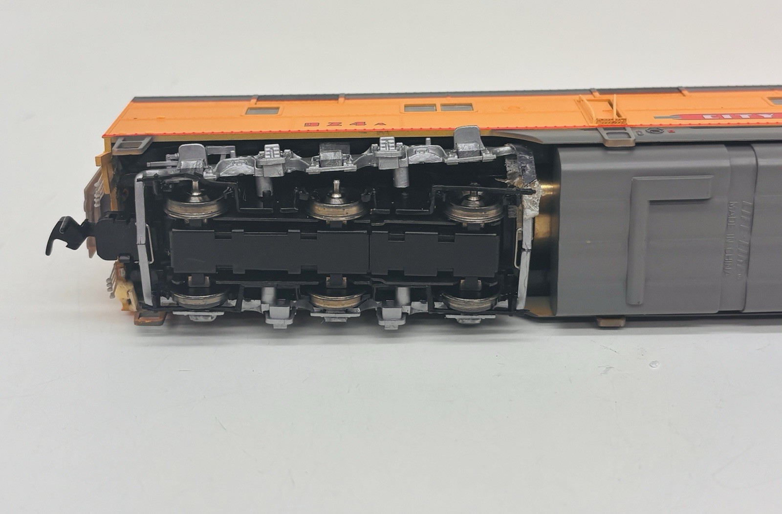 Proto 2000 HO UP City of Los Angeles E7 Powered 924A & E6B Non Powered 926B