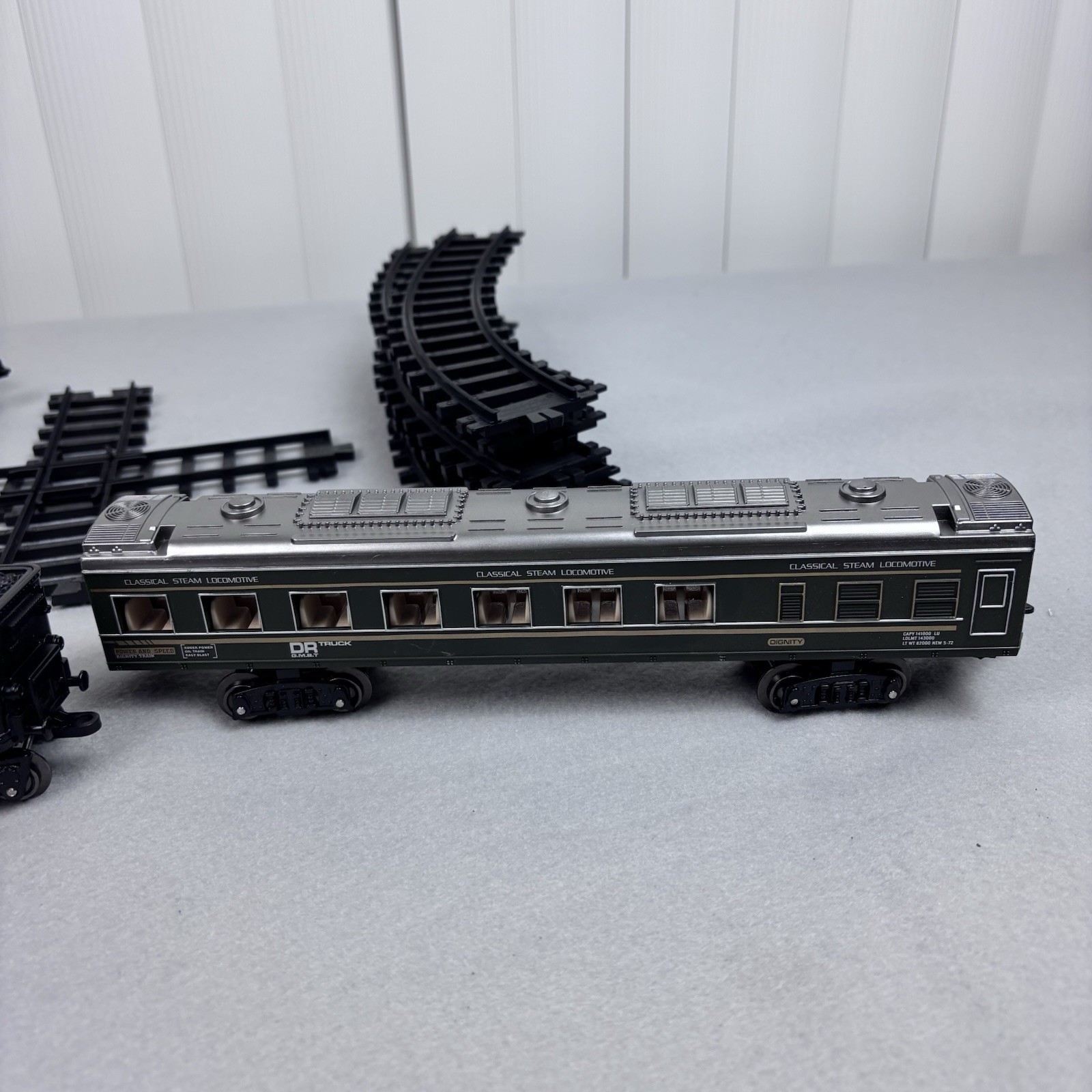 G.M.D. FX-03238 Express Model Train Locomotive Engine Steam Sounds Tested