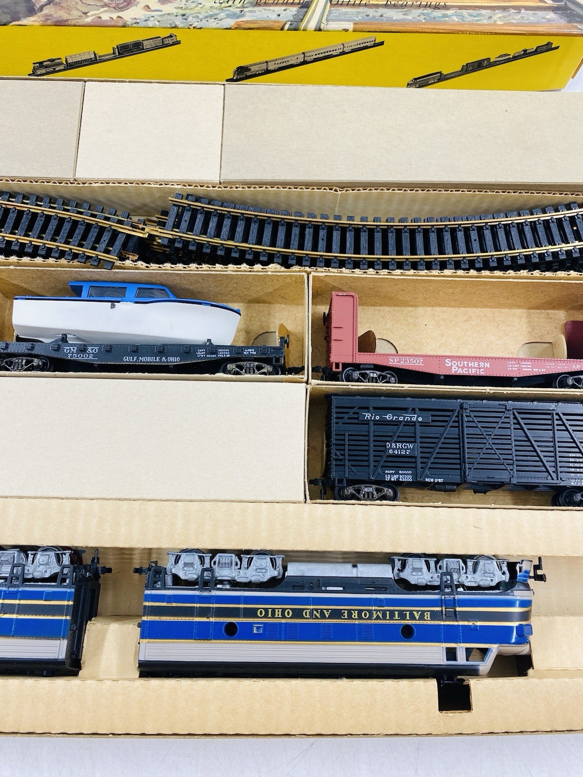 MINT Athearn HO B&O Train Set Locomotive Cars Track Vintage Looks Unused 1960s