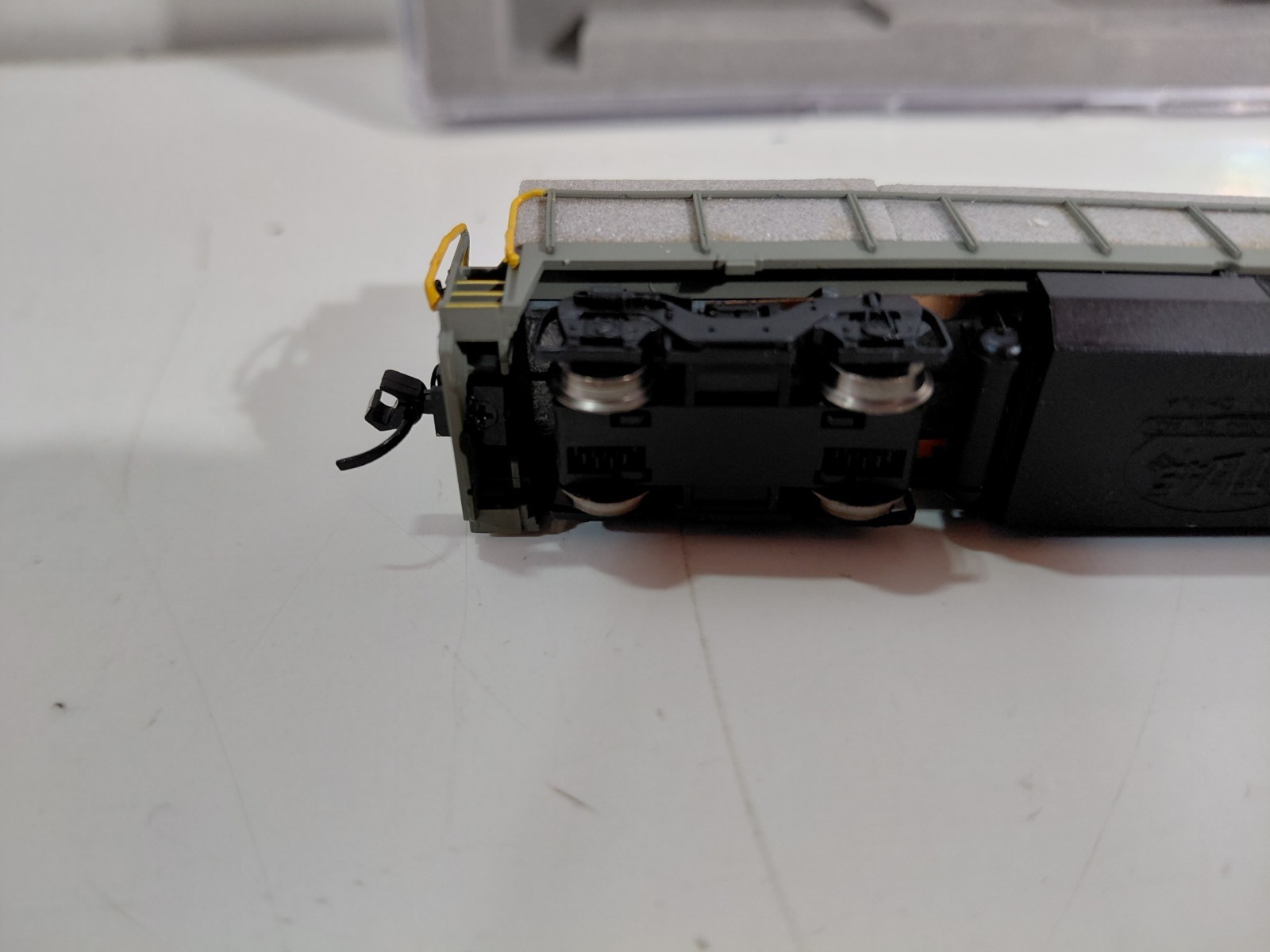 Atlas 45937 N Gauge Model Railroad Louisville Nashville U23B Diesel Engine 2715