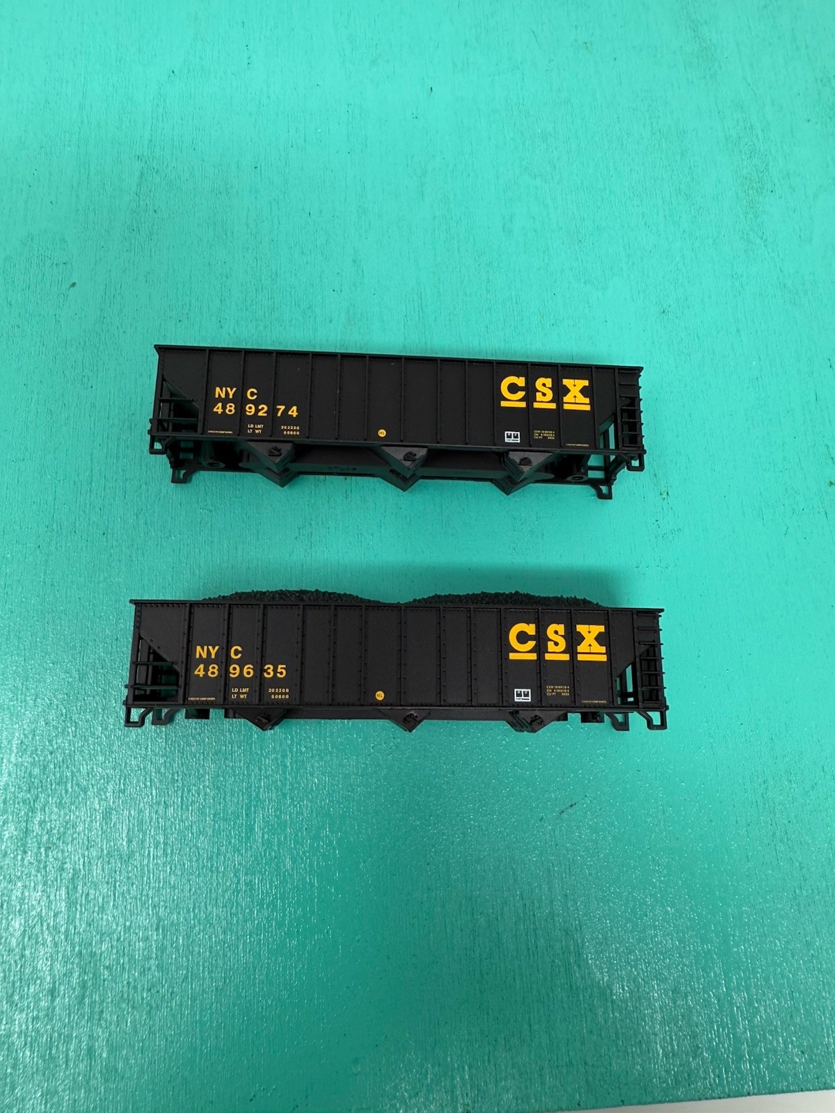 Atlas N – TM 90 Ton Hopper – No Trucks/Package – CSX NYC Set Of 2
