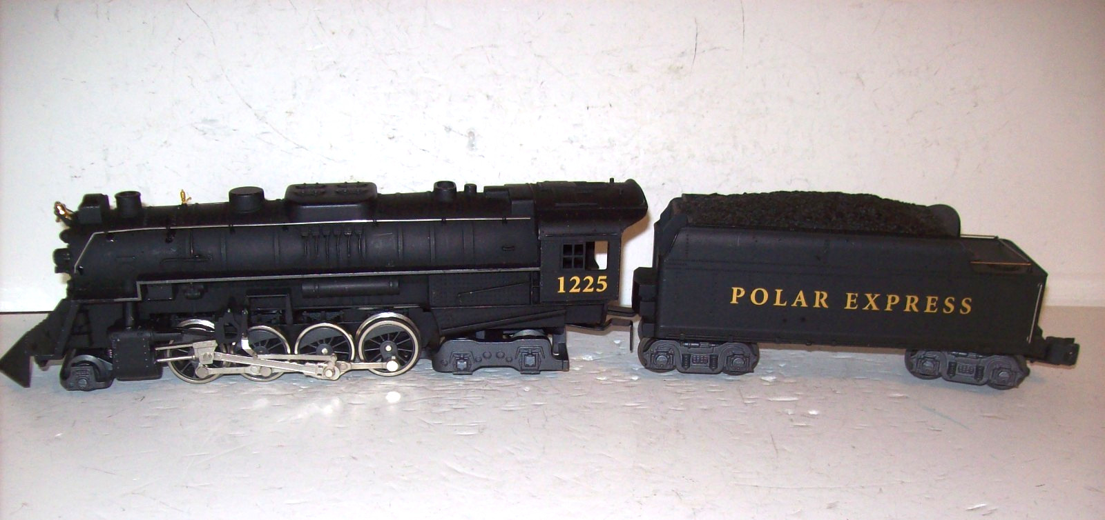 Lionel #6-28649 O Gauge Polar Express Berkshire Jr Engine & Tender
