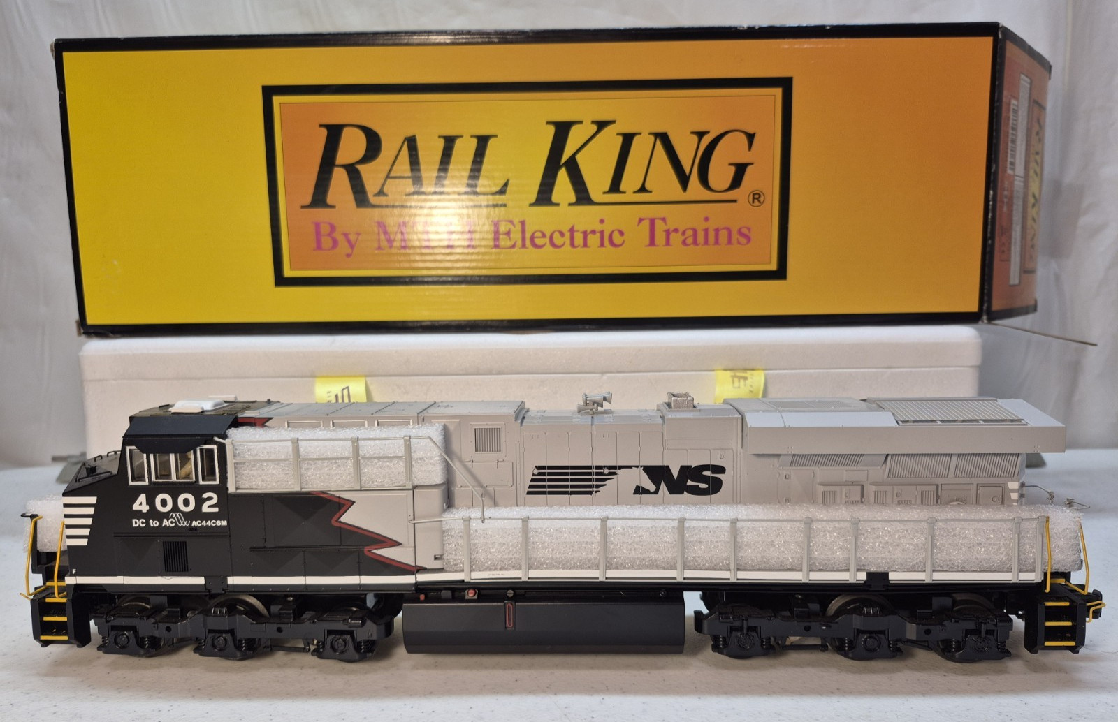 Rail King O Gauge 30-20434-1e Norfolk Southern ES44AC Imperial Diesel w/ PS3