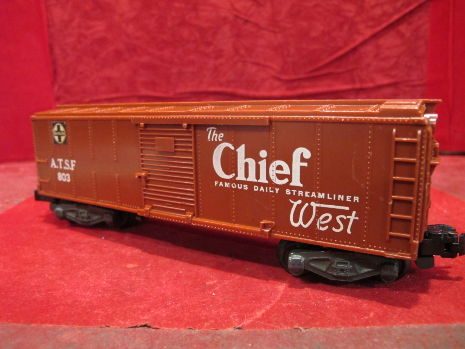Vintage American Flyer 803 ATSF Santa Fe Boxcar, “The Chief” Knuckle Couplers