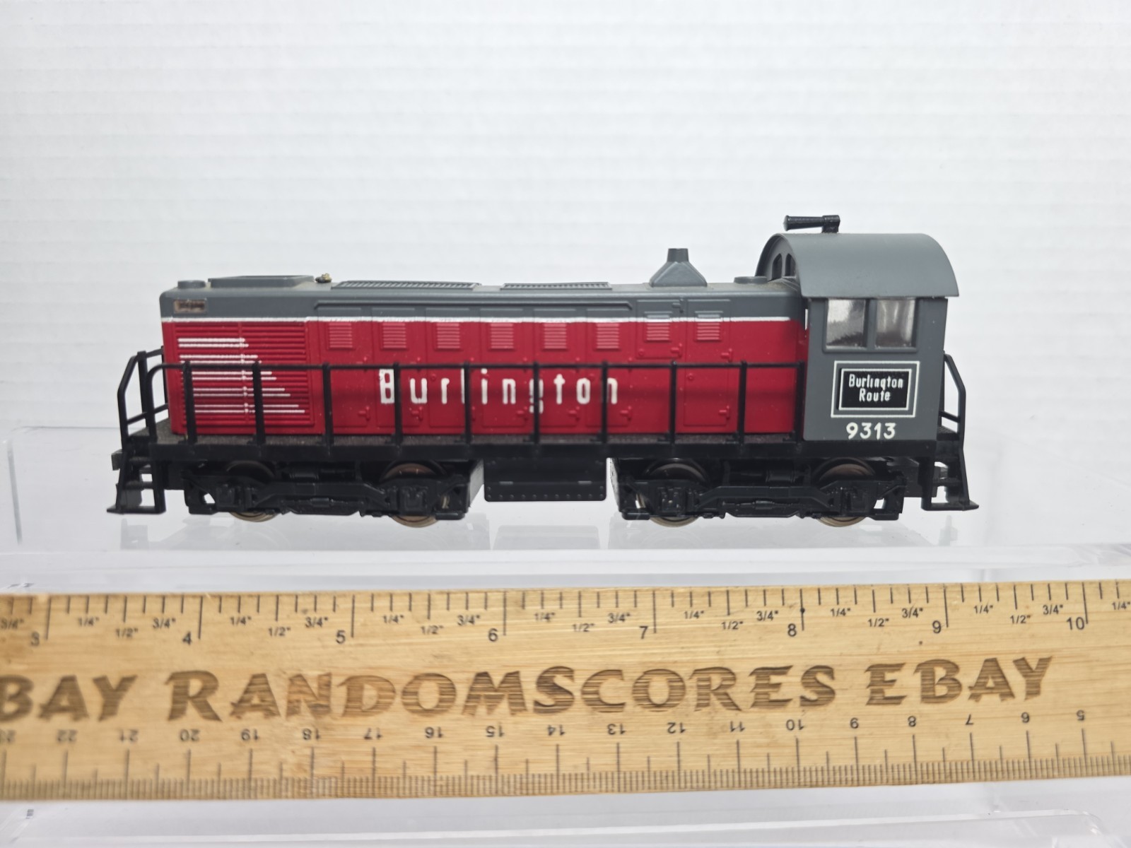 AHM HO Scale Burlington Route 9313 Alco 1000 Diesel Switcher Runs Read Descript