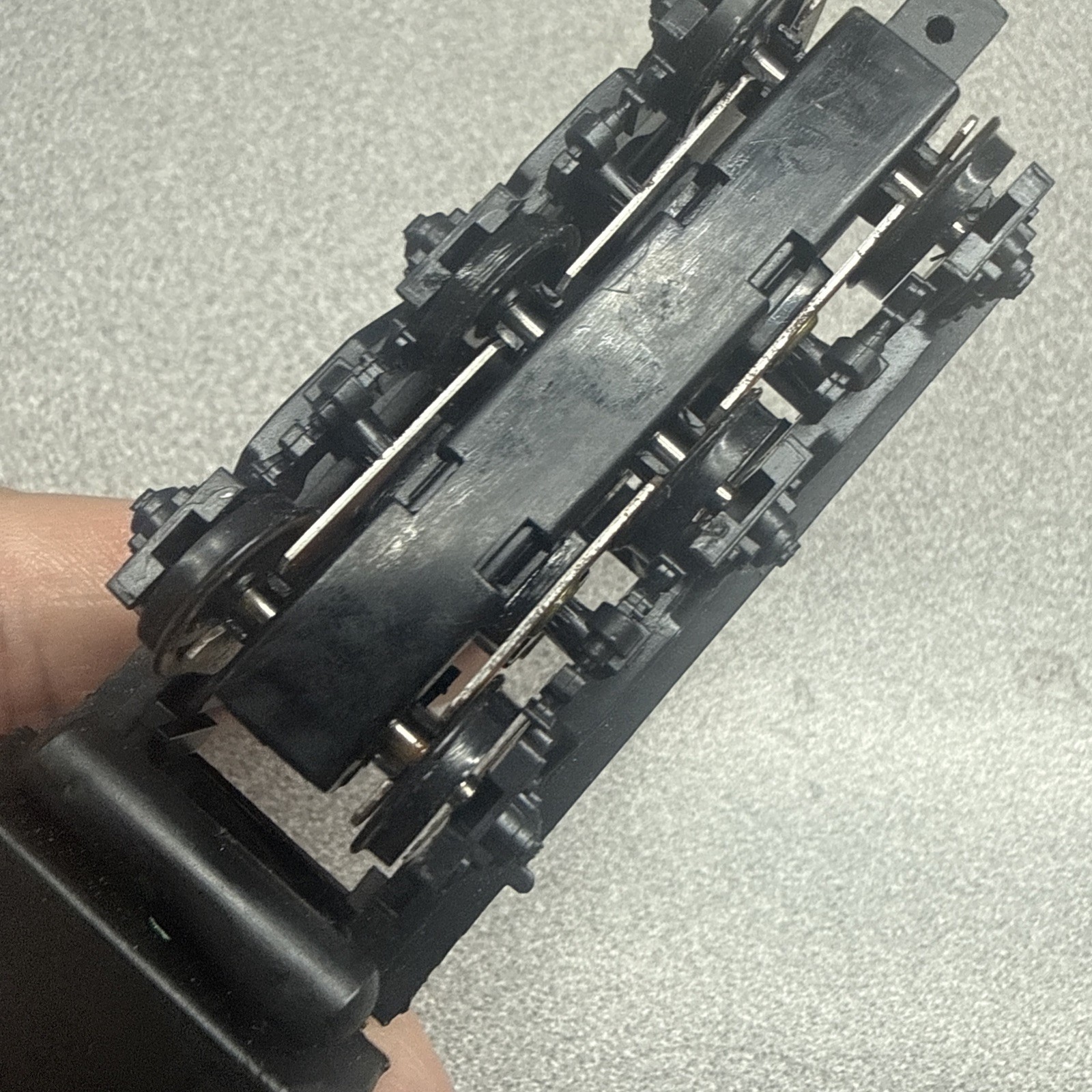 Athearn U28,U30 & U 33 C Dummy Chassis W Trucks Ho