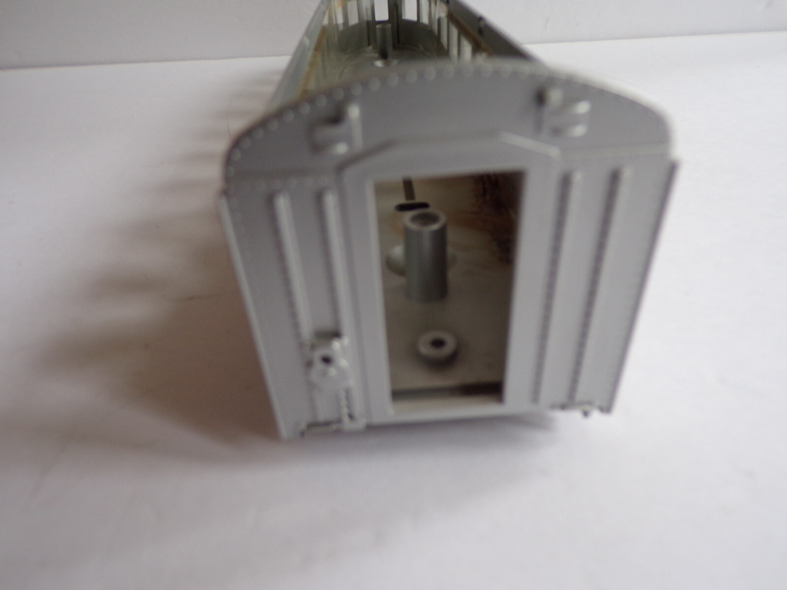 MTH Pennsylvania 1126  Shell  – O gauge Coach. For repair and restoration.