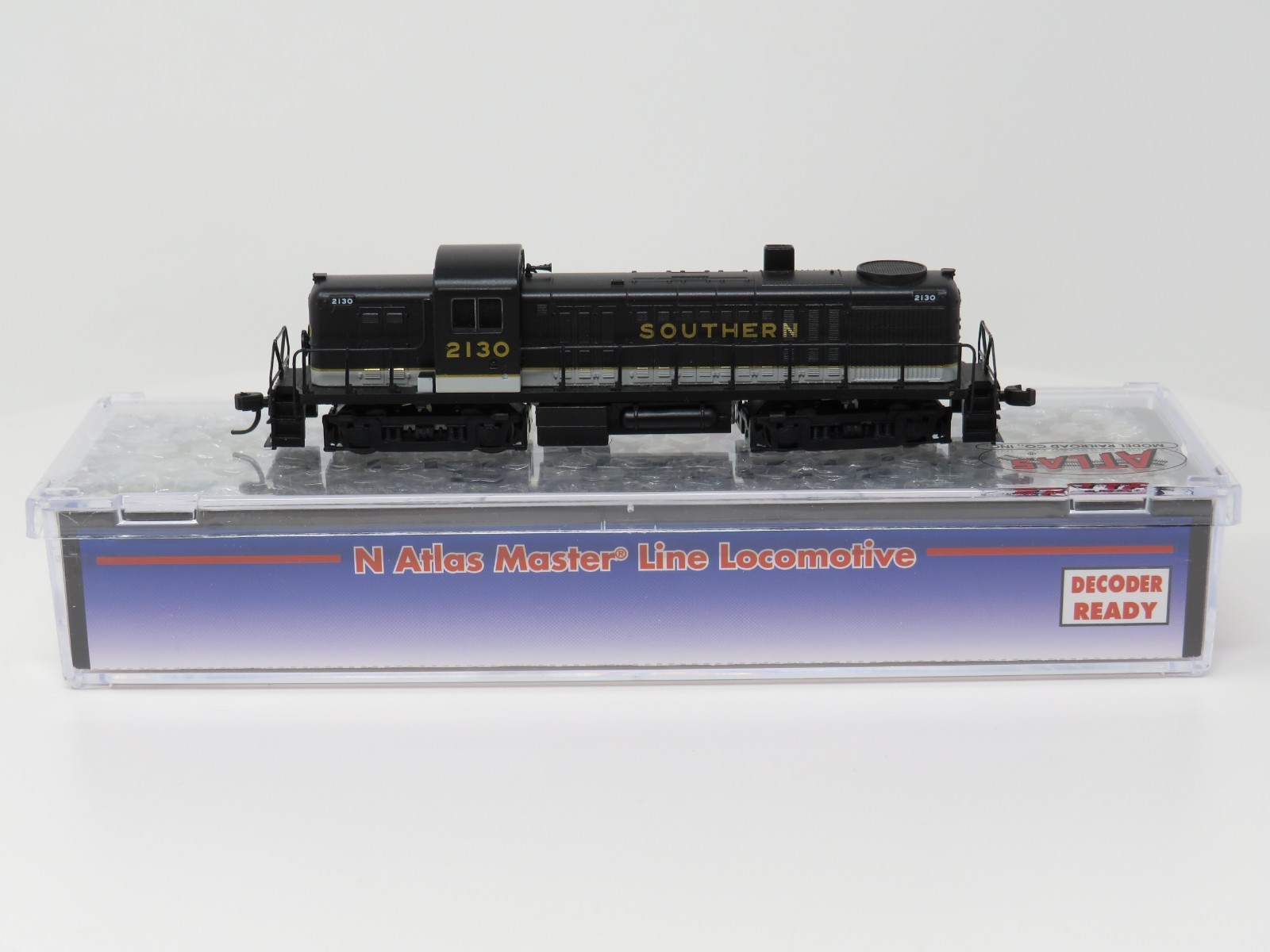 Atlas N 40005035 Southern Railway #2130 RS-2 Diesel Switcher Locomotive