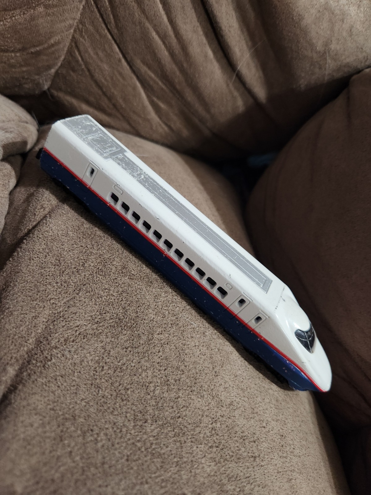 Trane Shinkansen Bullet Train JR East Model DieCast N Scale E2 Series Japan