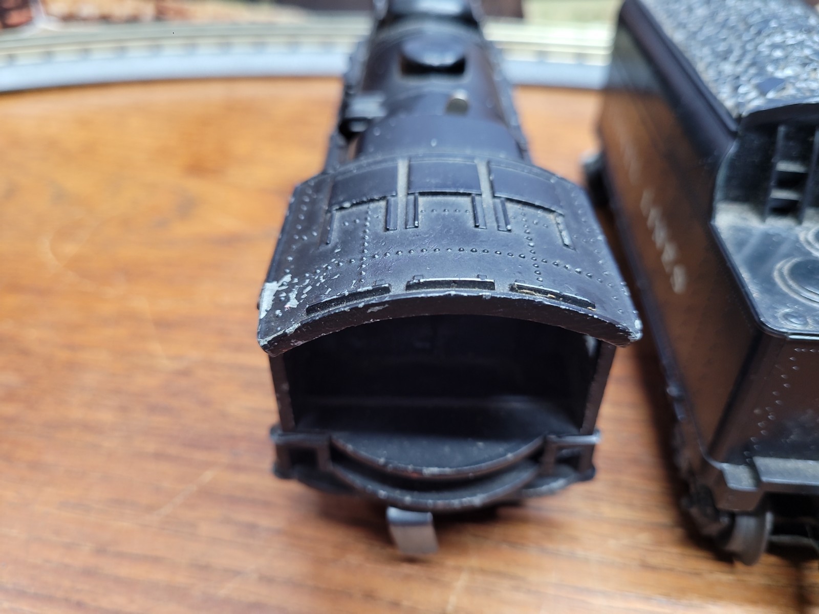 Lionel O Gauge 2-6-4 2026 Steam Locomotive And Tender For Parts Or Repair