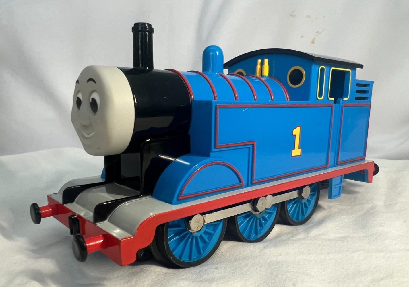 LIONEL Thomas The Tank Engine w/Four Removable Faces