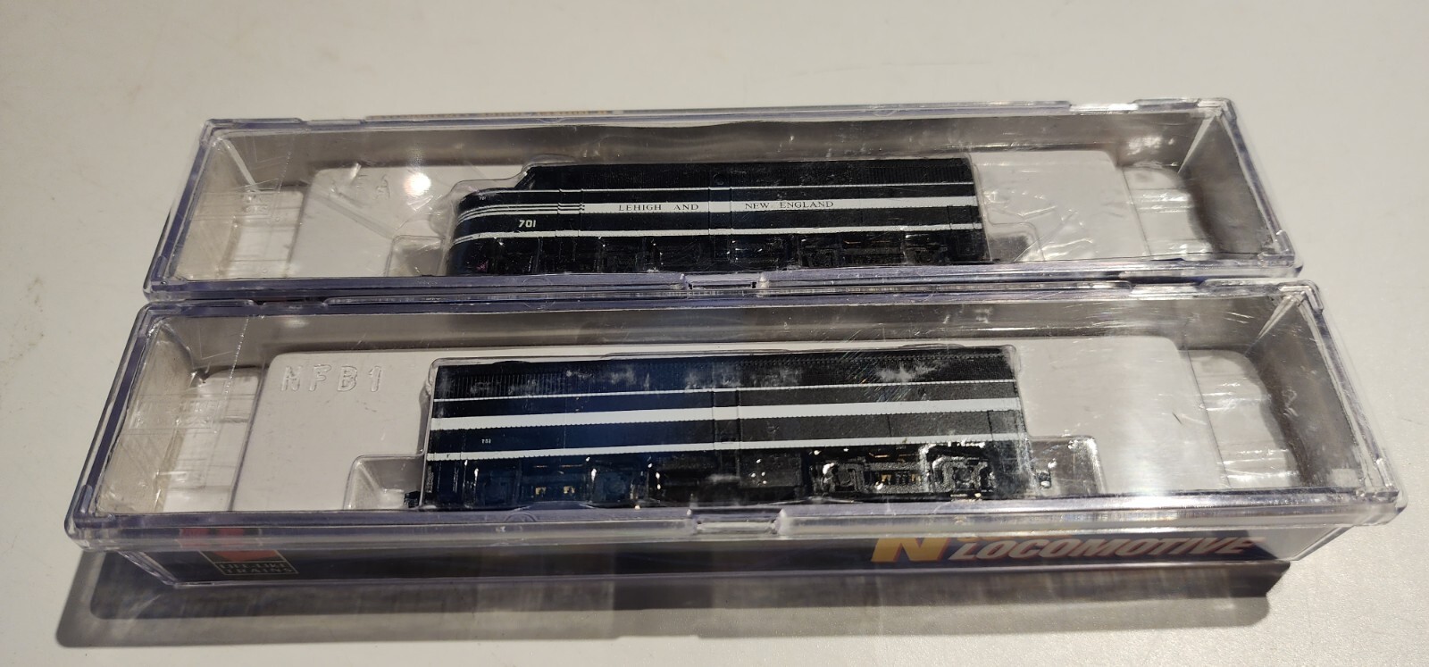 Life-Like N Scale F1 A&B Diesel Set Lehigh & New England #701