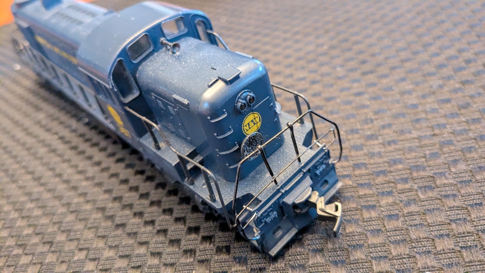 KATO HO Switcher Alco RS2 Norfolk And Western #307, Runs great! no box