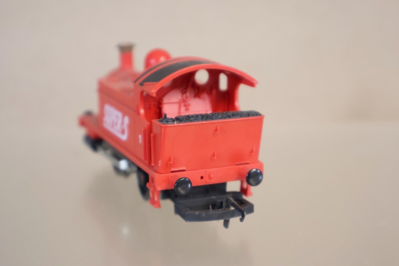 HORNBY 0-4-0 SUPER S HOLDEN CLASS 101 INDUSTRIAL TANK LOCOMOTIVE 1 om