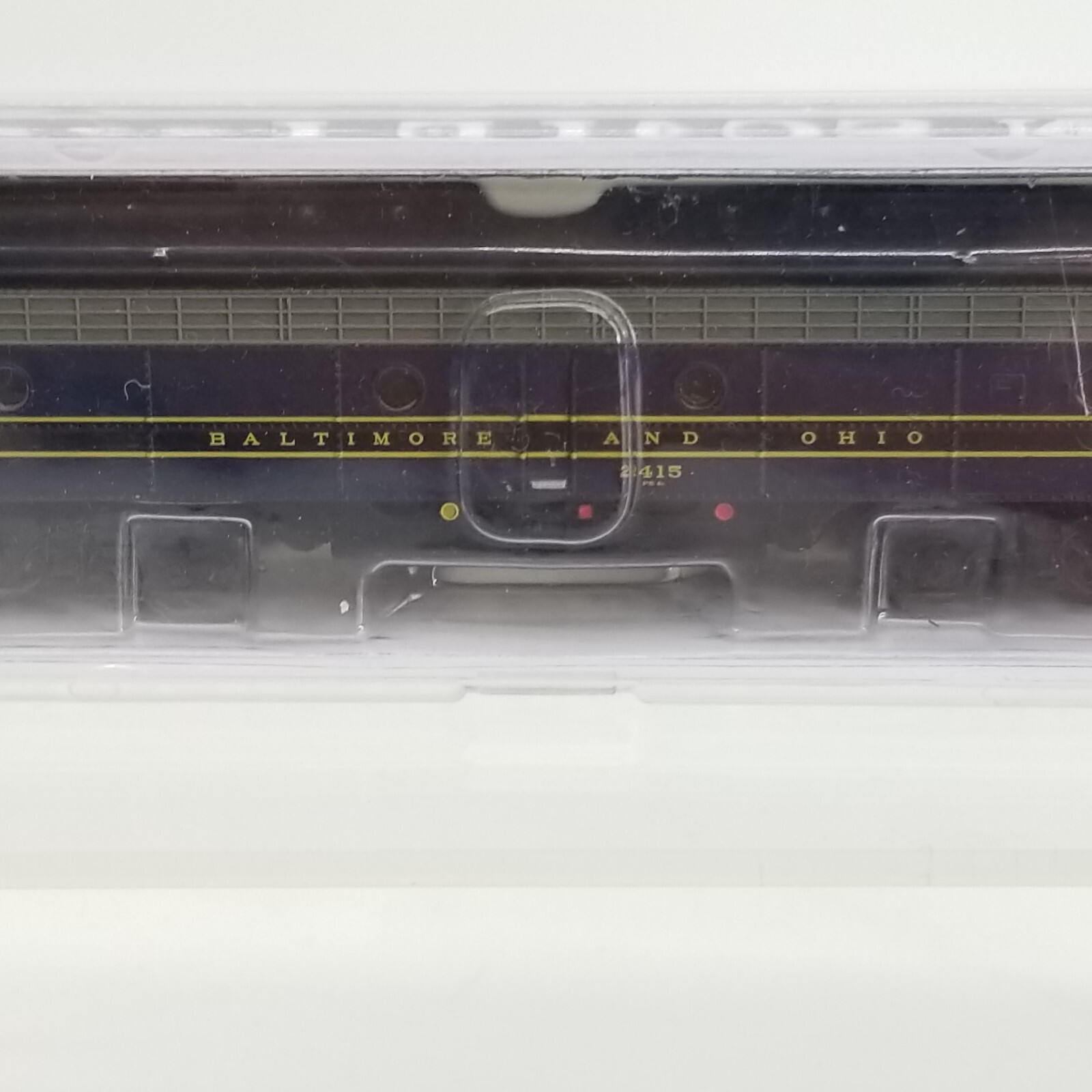 Walthers Proto 920 34100 B&O Baltimore & Ohio Locomotive E8 B Unit 2415 Train