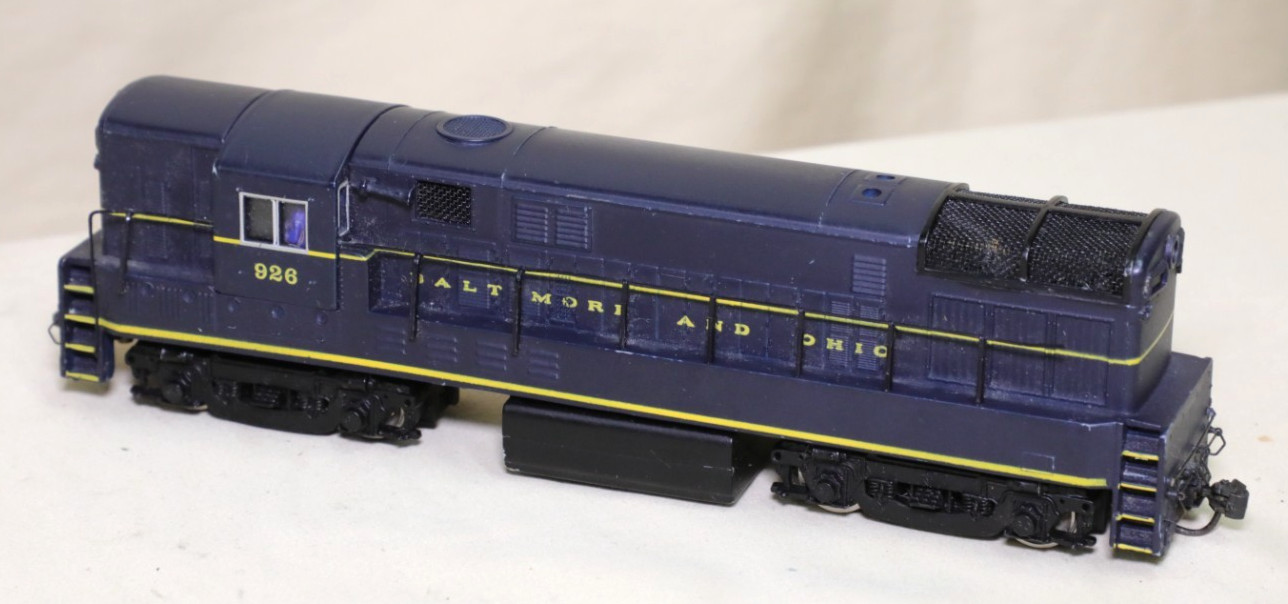 Bachmann Spectrum HO B&O Diesel Locomotive #926, Kadee Couplers, Tested & Runs