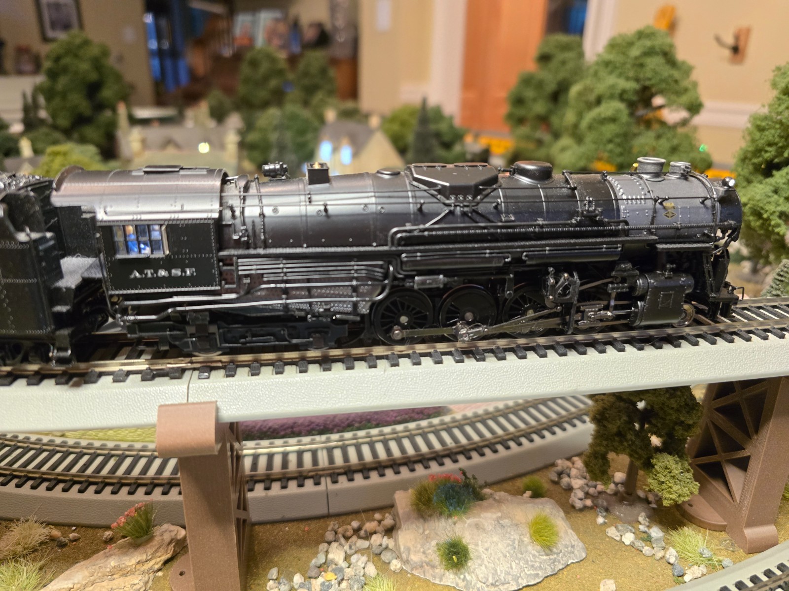 BLI7890 ATSF 2-8-4 Berkshire T1a #4193, 4-axle Tender, DCC/Sound/Smoke, Paragon4