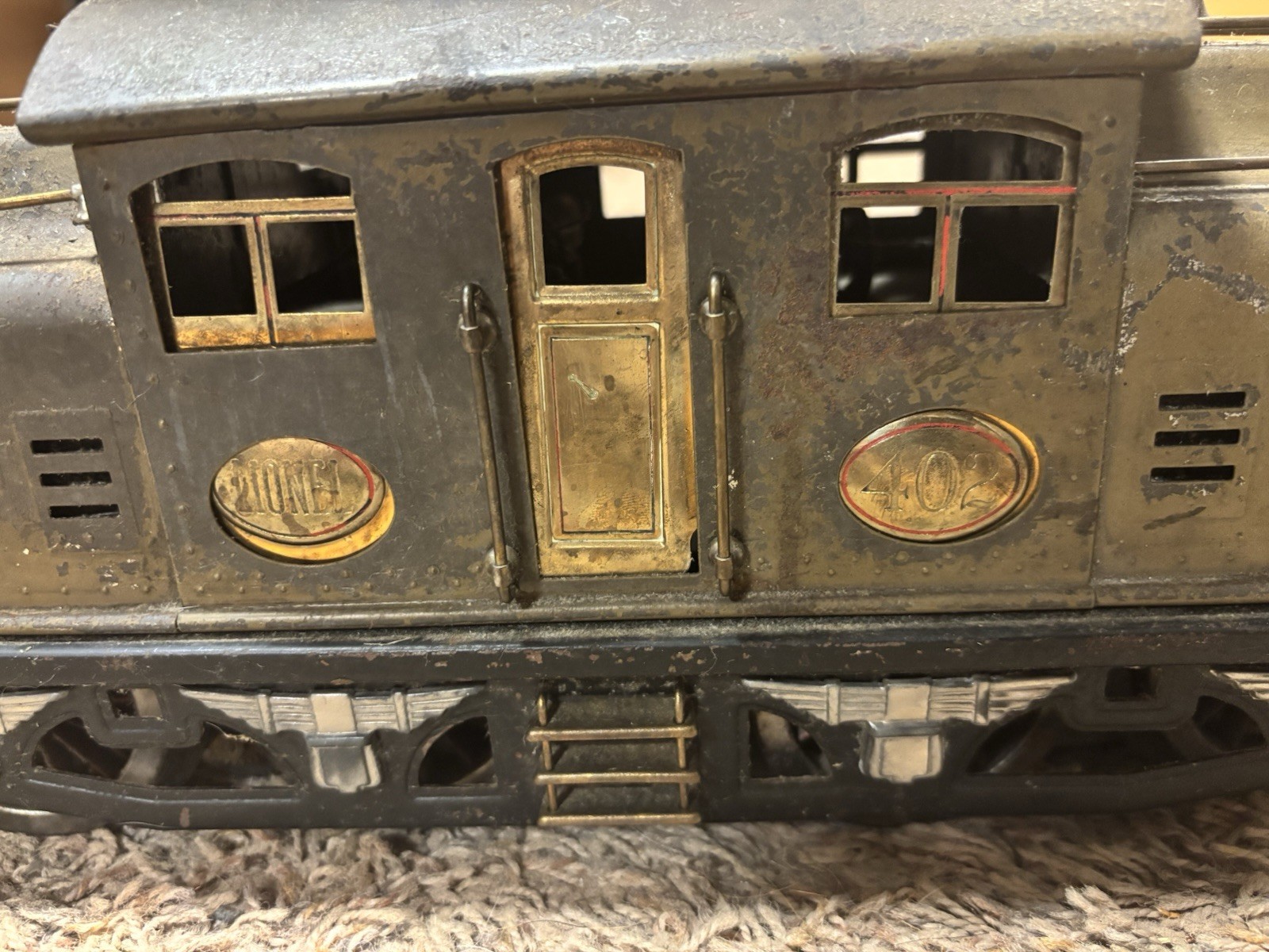 Lionel Corp. Prewar Standard Gauge 402 For Restoration. Untested