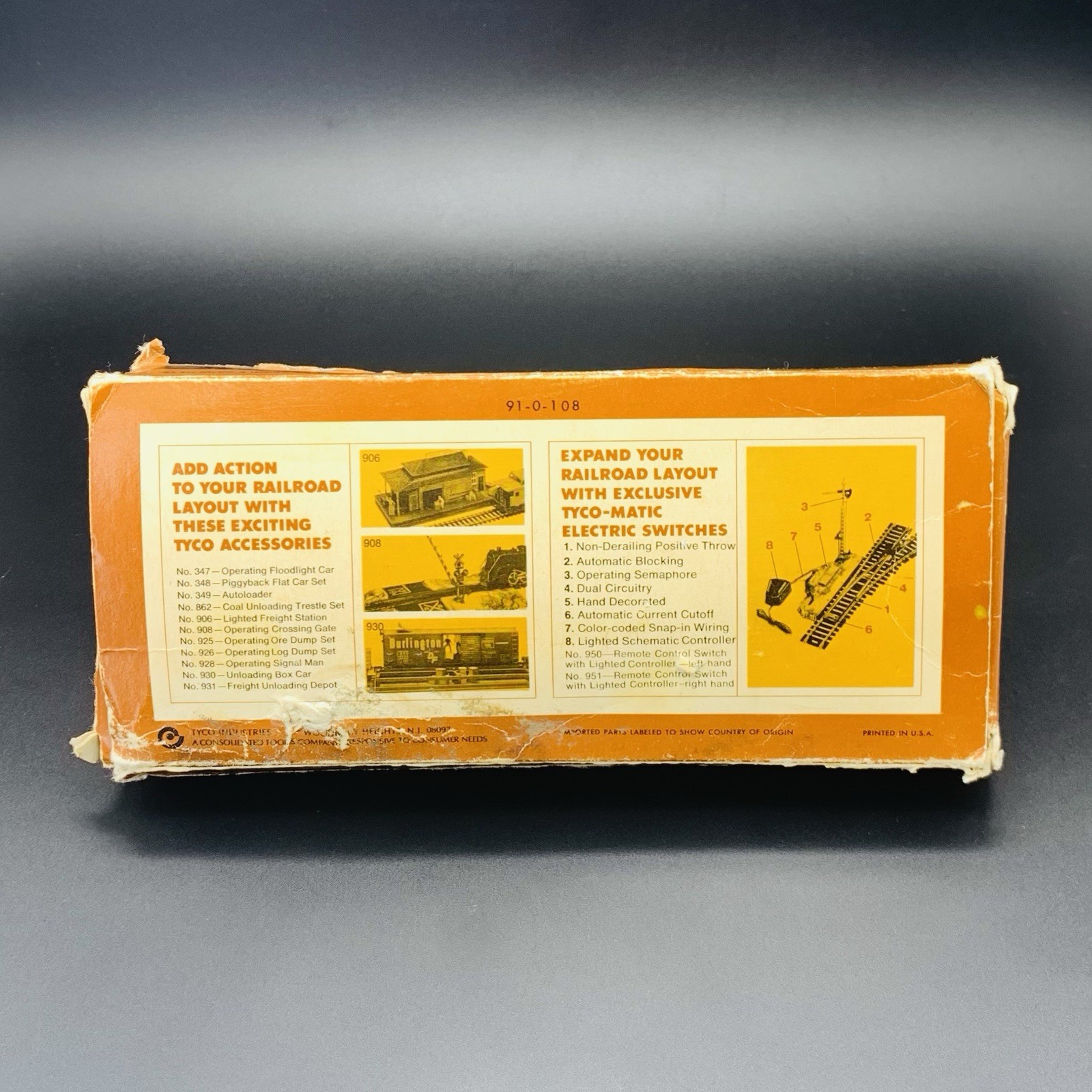 Tyco Illinois Central Gulf 8-Wheel Train Caboose ICG No. 327Z HO Scale with Box
