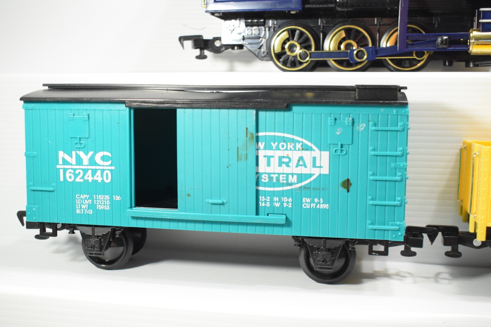 GARDEN RAILROAD TRAIN ENGINE BOXCAR CABOOSE G GAUGE 1:22.5 SCALE 5PC INCOMPLETE