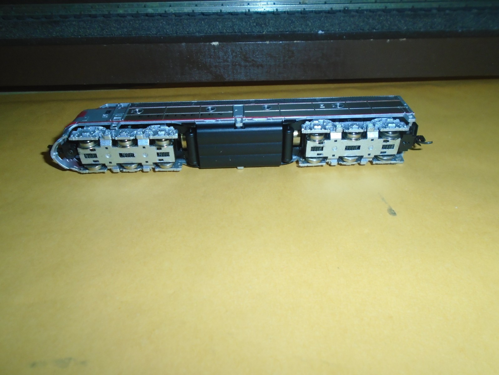 BROADWAY LIMITED #3061 EMD E8A DIESEL LOCOMOTIVE – BURLINGTON #9967 N
