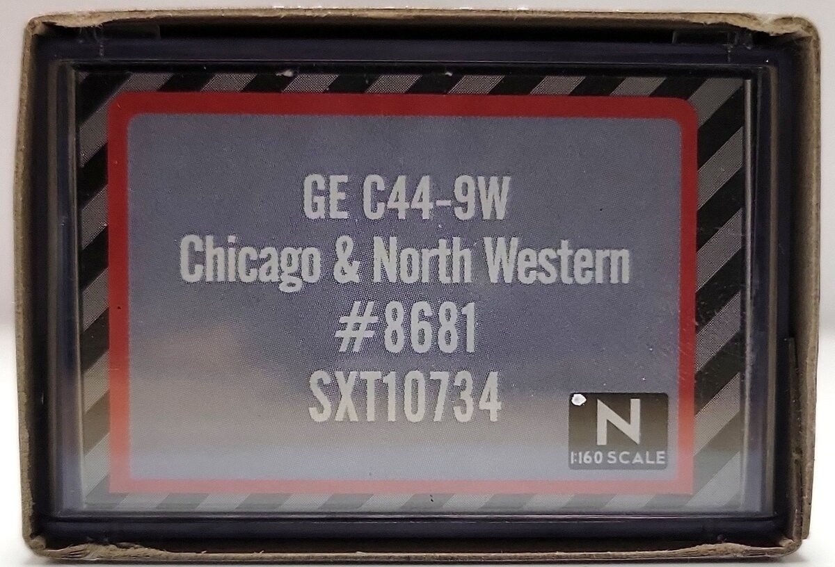 Scale Trains SXT10734 N Chicago & Northwestern GE C44-9W Diesel Locomotive #8681