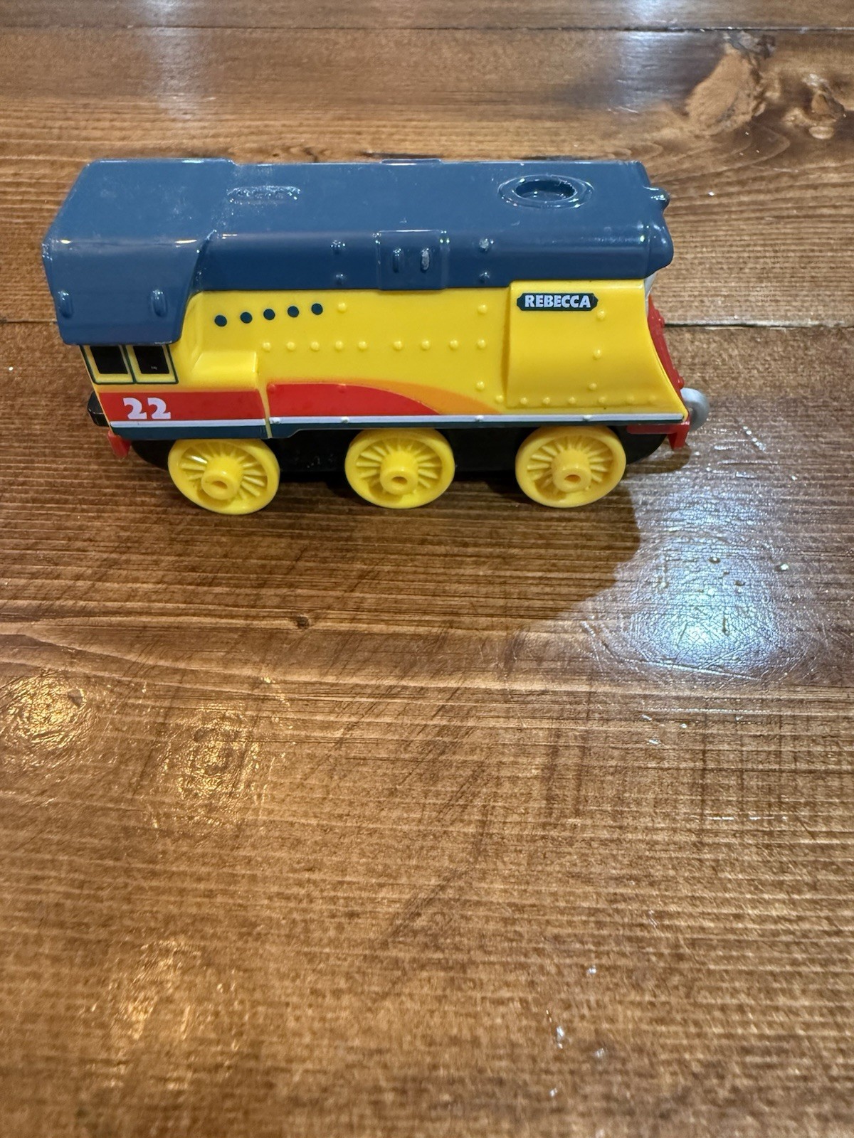 Mattel Thomas & Friends Rebecca N Gauge Locomotive Yellow Blue Red FWX27 2018
