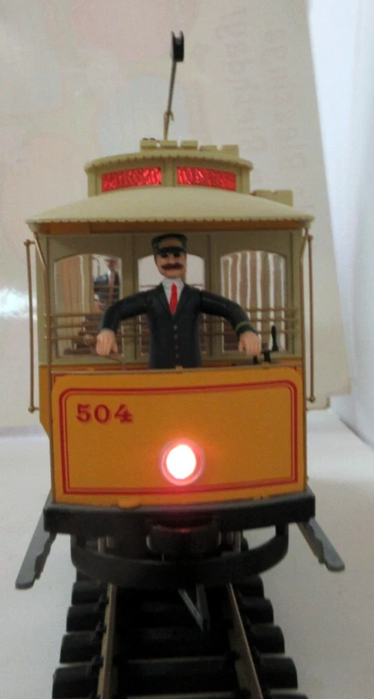 BACHMANN G SCALE BIG HAULER STREET CAR POWERED # 93938 UNITED TRACTION