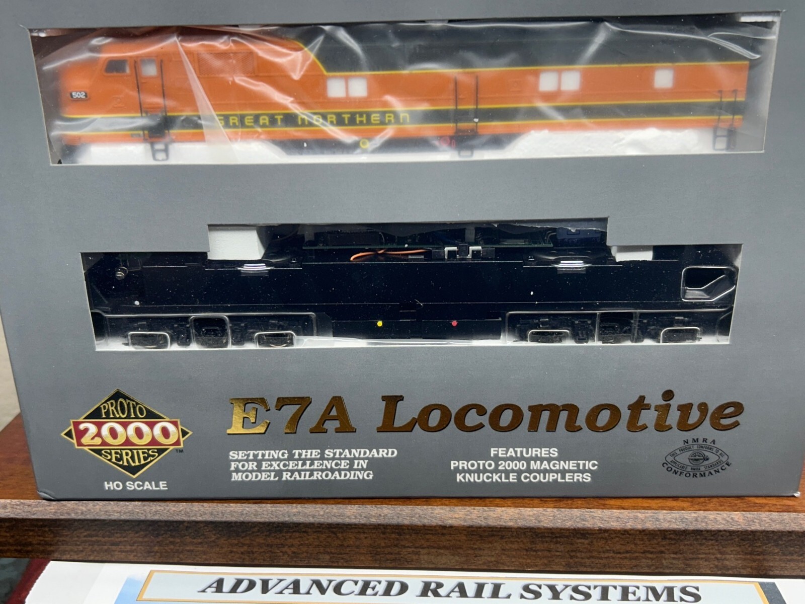 GREAT NORTHERN E7A DCC / QUANTUM SOUND MARS ” EMPIRE BUILDER ” HO Scale NEW OOP