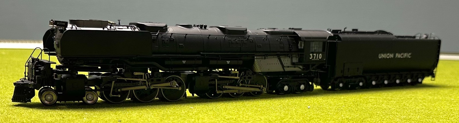 Athearn Genesis G97224 HO Scale UP. Challenger 4-6-6-4 DCC Tsunami Sound