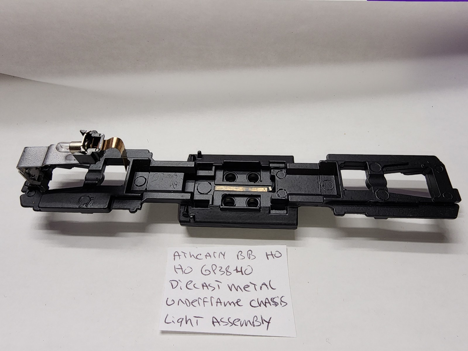 GP38 ATHEARN HO SCALE DIECAST METAL UNDERFRAME CHASSIS HEADLIGHT ASSEMBLY LOT