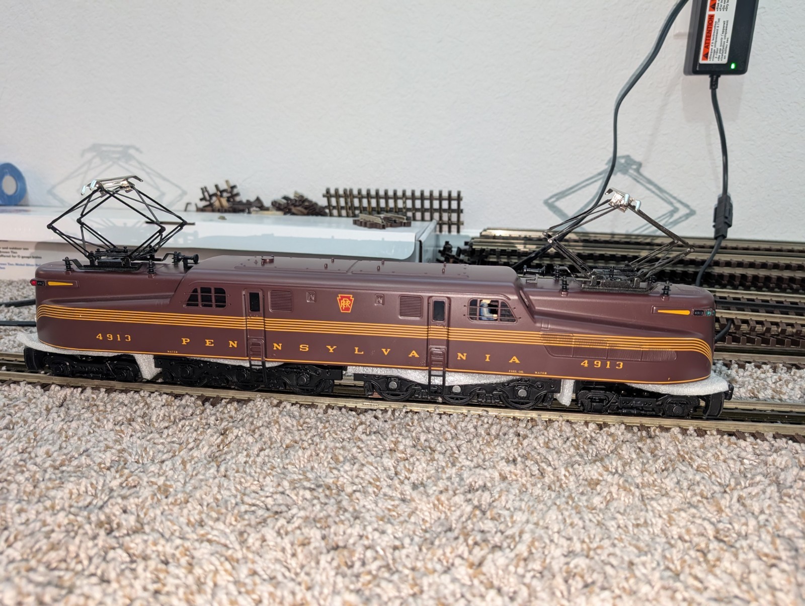MTH PENNSYLVANIA GG1 ELECTRIC LOCOMOTIVE WITH PROTO SOUND 20-5517-1
