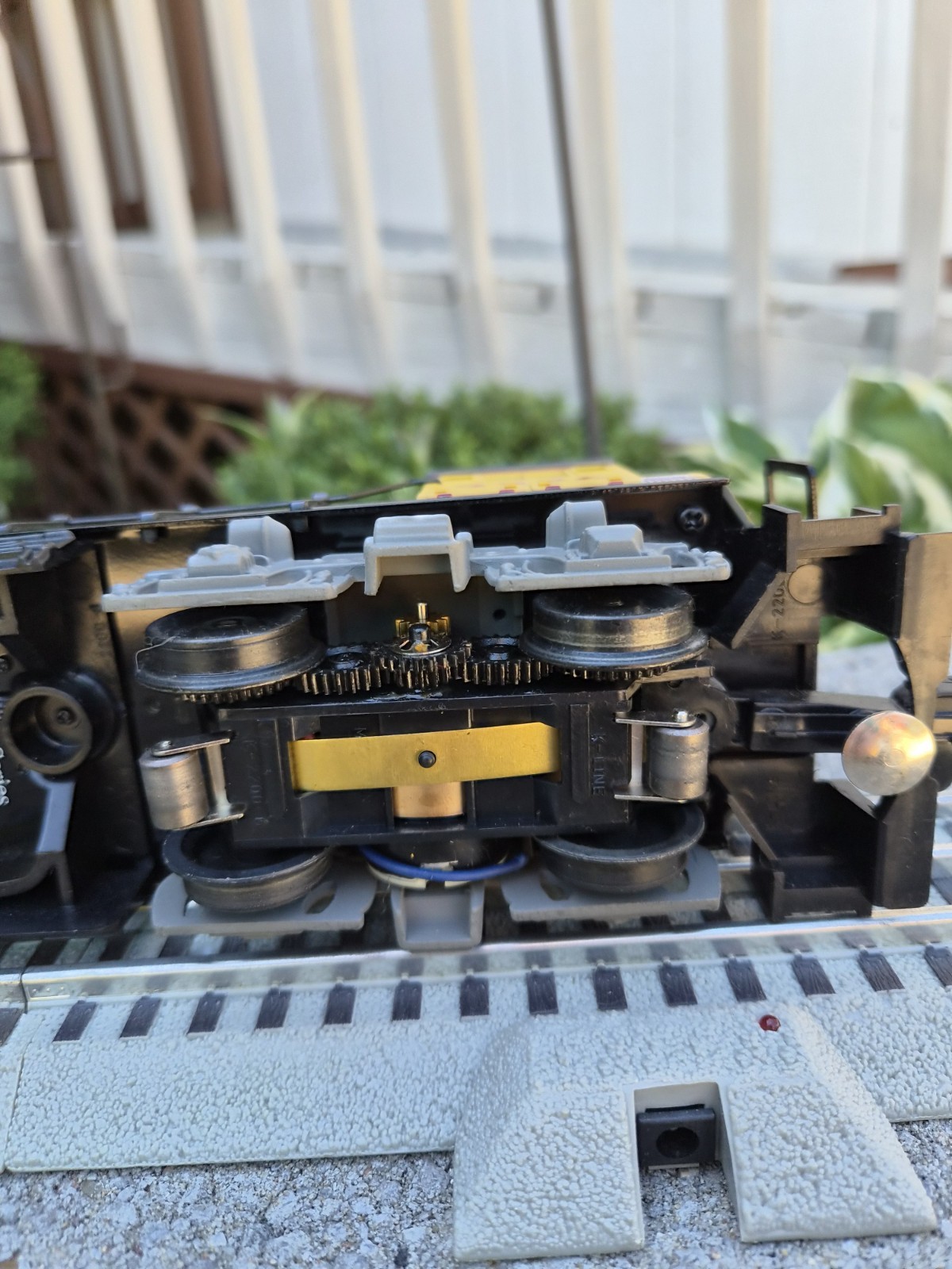 K-Line Electric Trains K2236 MP-15 O/027 Union Pacific SWITCHER LOCOMOTIVE RUNS!