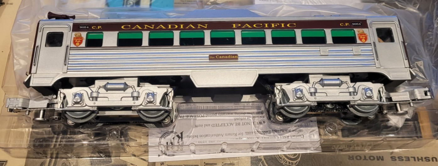 RMT 92555-2 Canadian Pacific O Gauge Powered Rail Car (Buddliner) New in Box