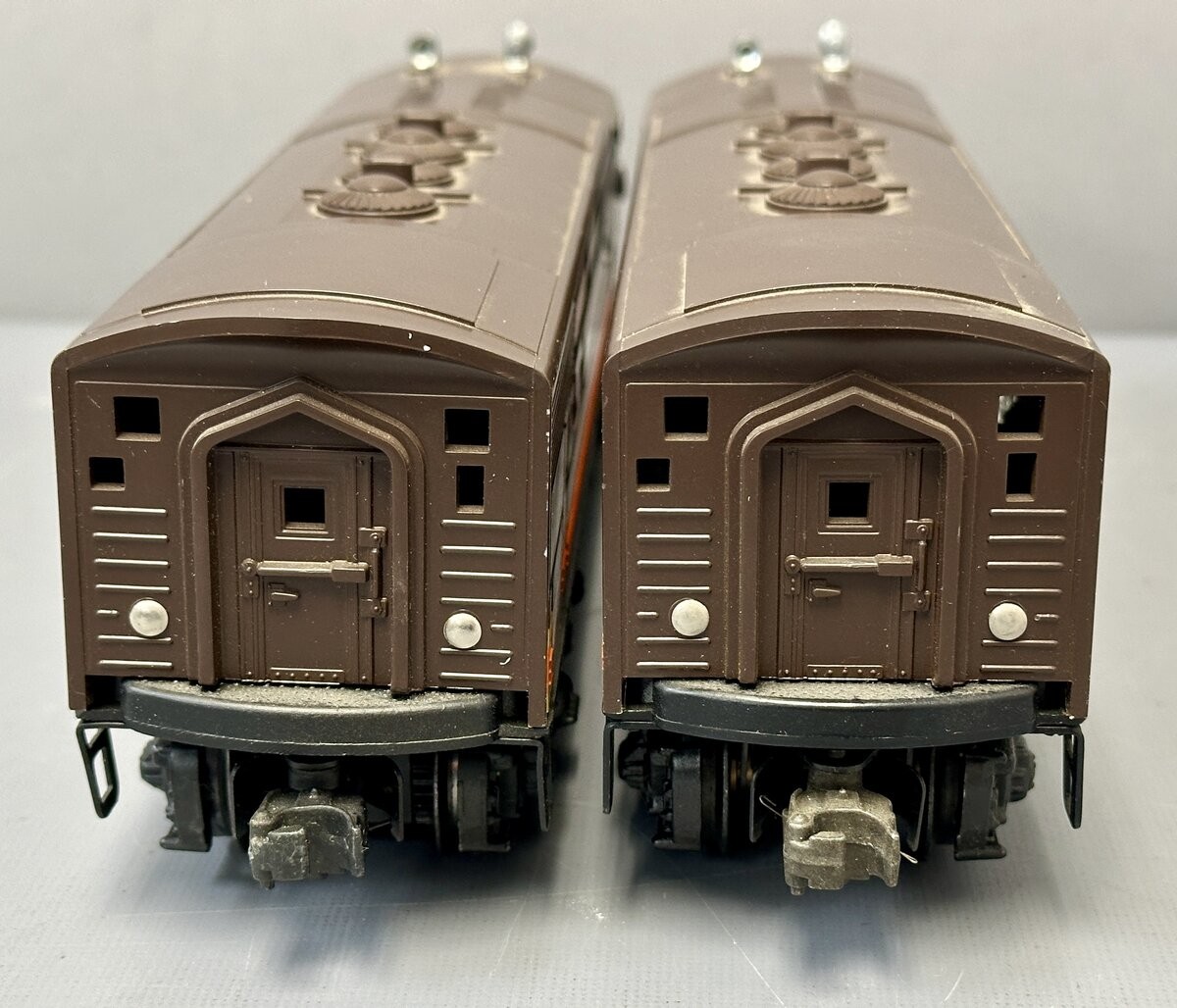 Lionel 6-8580 O Gauge Illinois Central F3 AA Diesel Locomotive Set EX