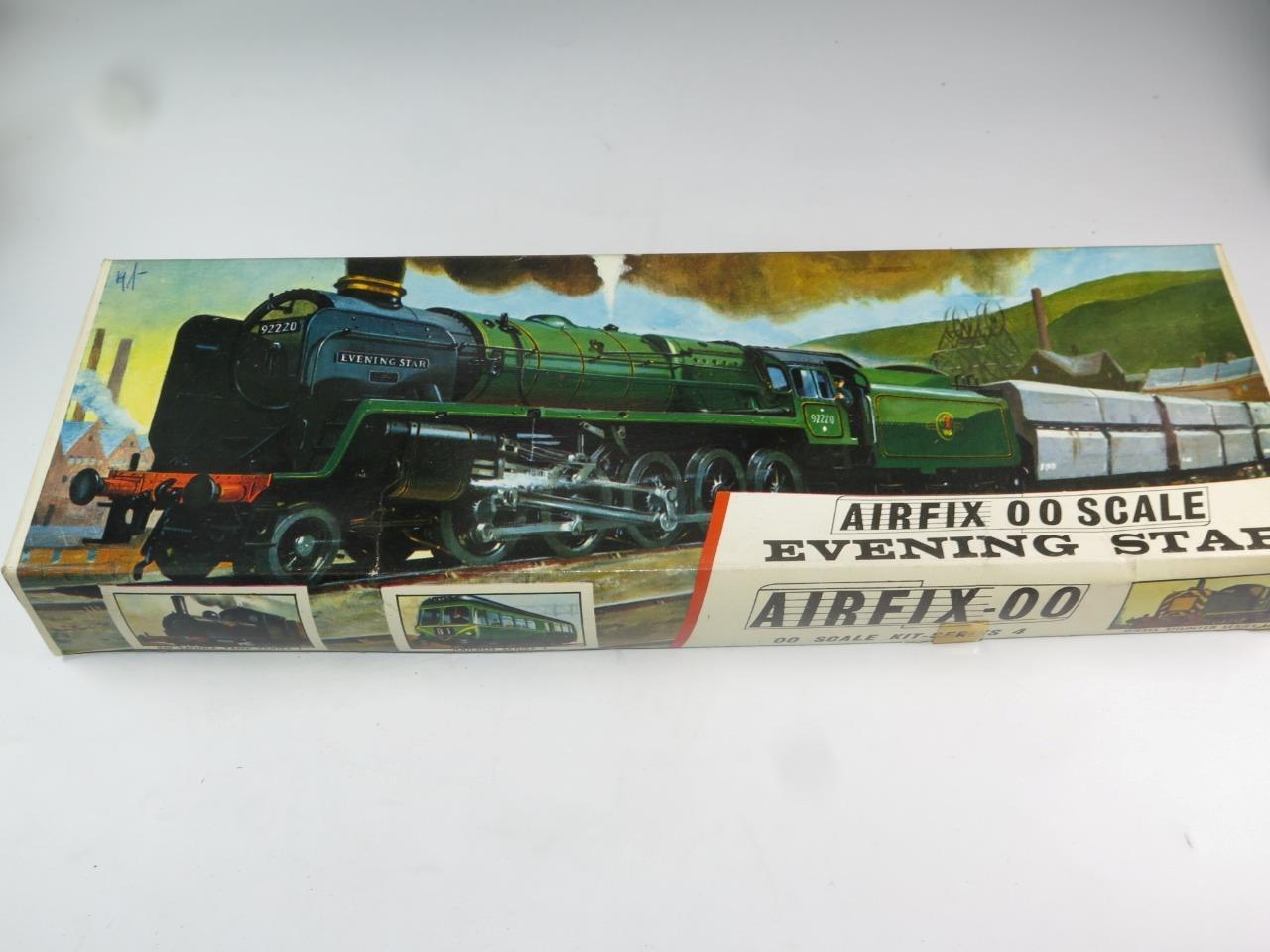 AIRFIX OO MODEL RAILWAY KIT EVENING STAR STEAM LOCO Unmade Red Stripe Box