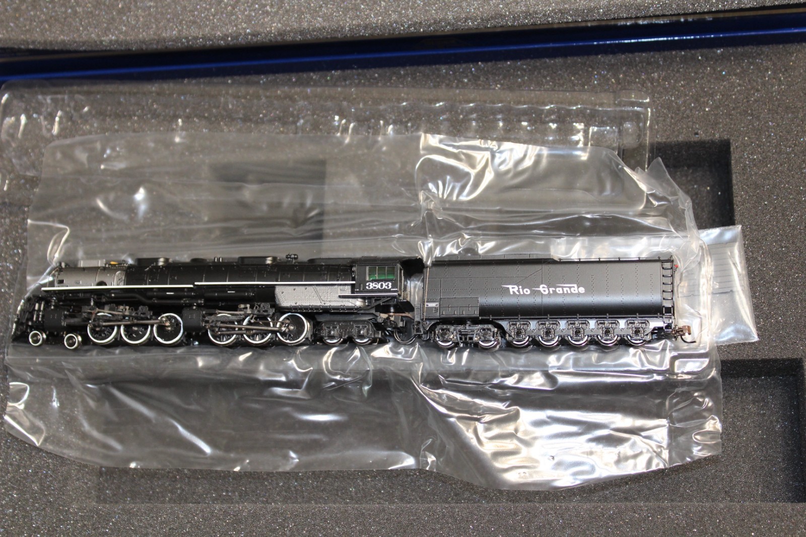 N Athearn 25746 DRGW Rio Grande 4-6-6-4 Challenger #3803 DCC & Sound