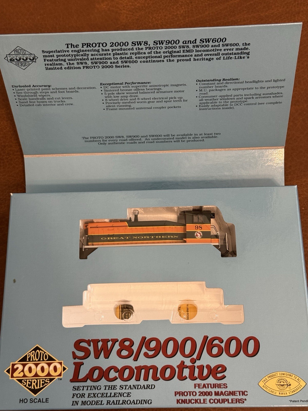 Proto 2000 HO Great Northern SW8/900/600 with NCE DCC Decoder & Kadee Couplers