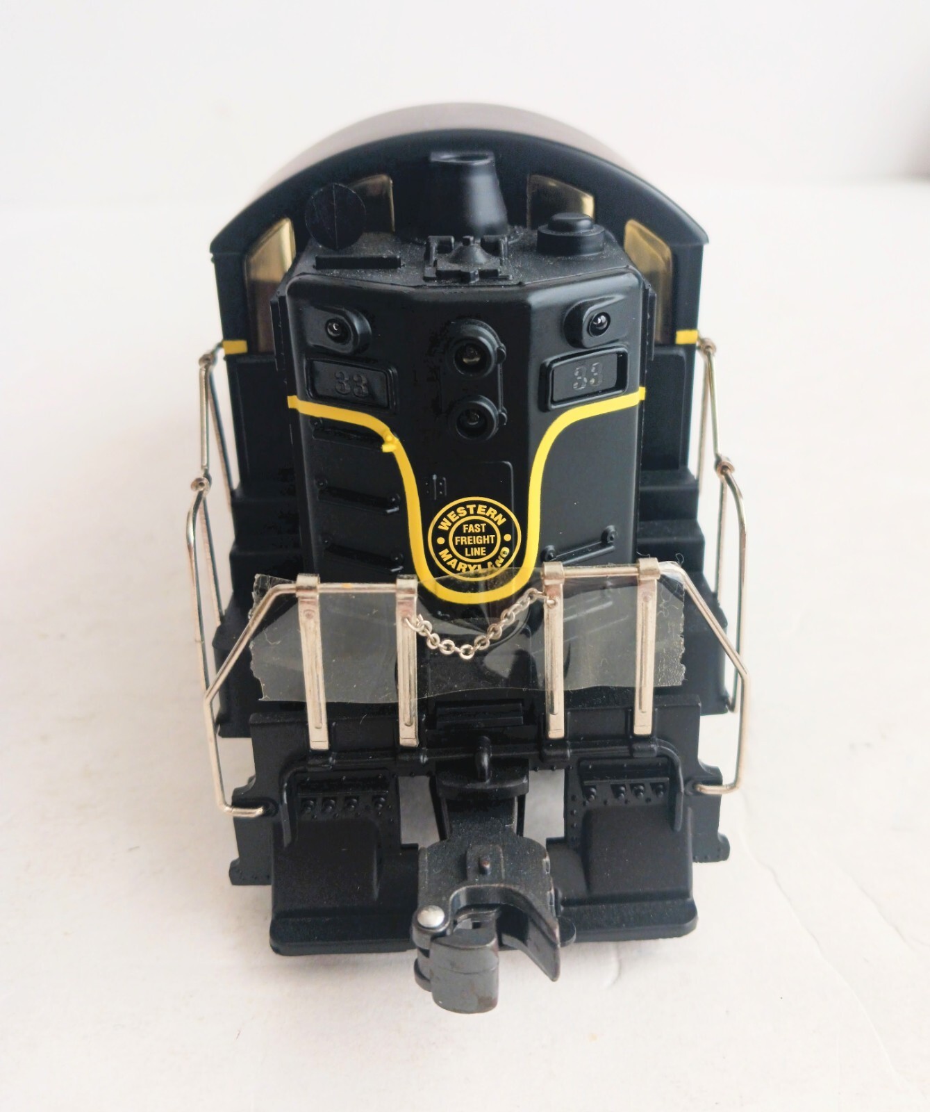 RMT4341 WESTERN MARYLAND # 33 POWERED DIESEL LOCOMOTIVE