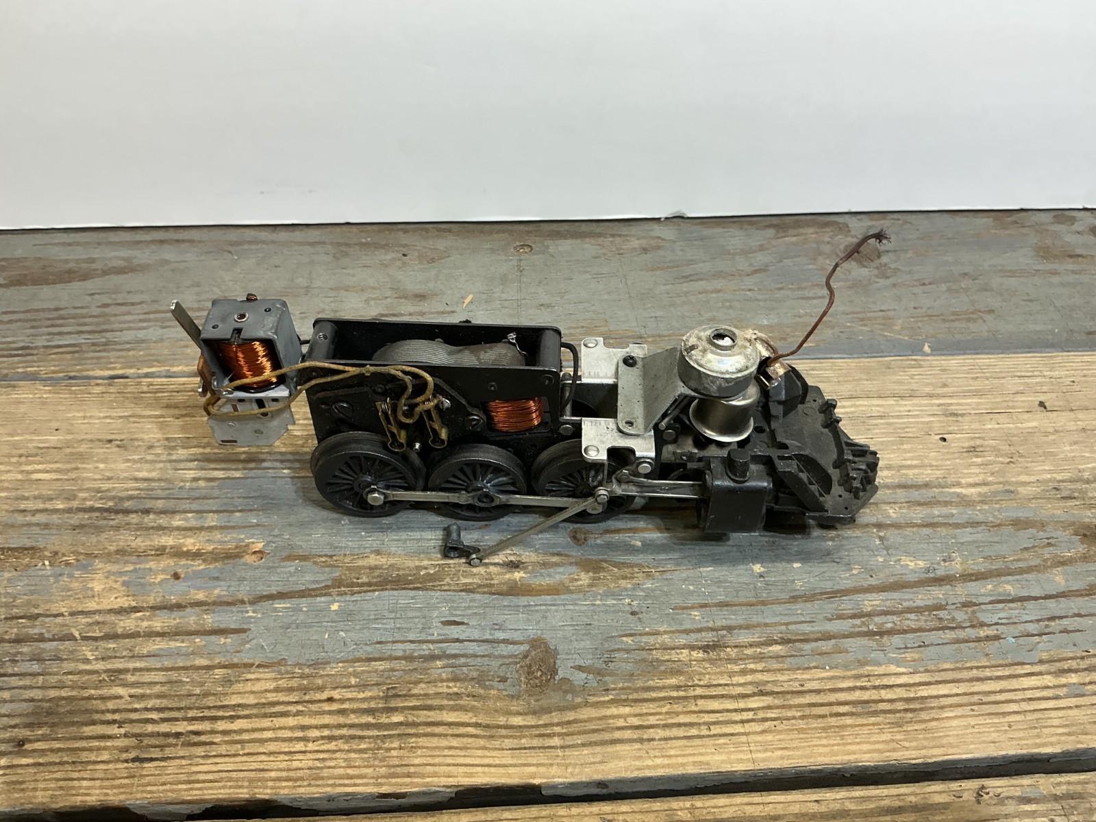 Lionel Vintage Original 2046 Steam Loco, complete motor assembly/May fit others