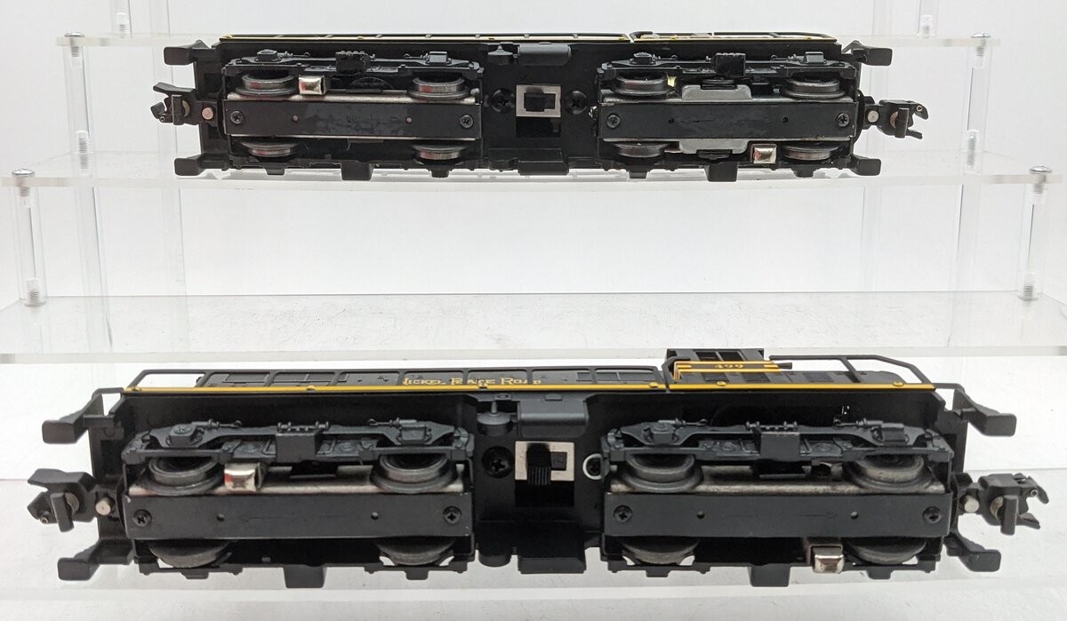 American Flyer 6-48017 S Nickel Plate Road GP-9 Diesel Locomotive Set #498/499